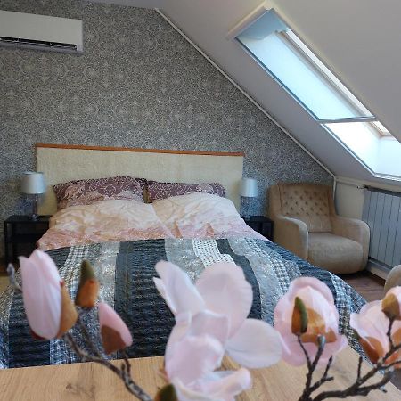 Summer House Apartman Debrecen Esterno foto