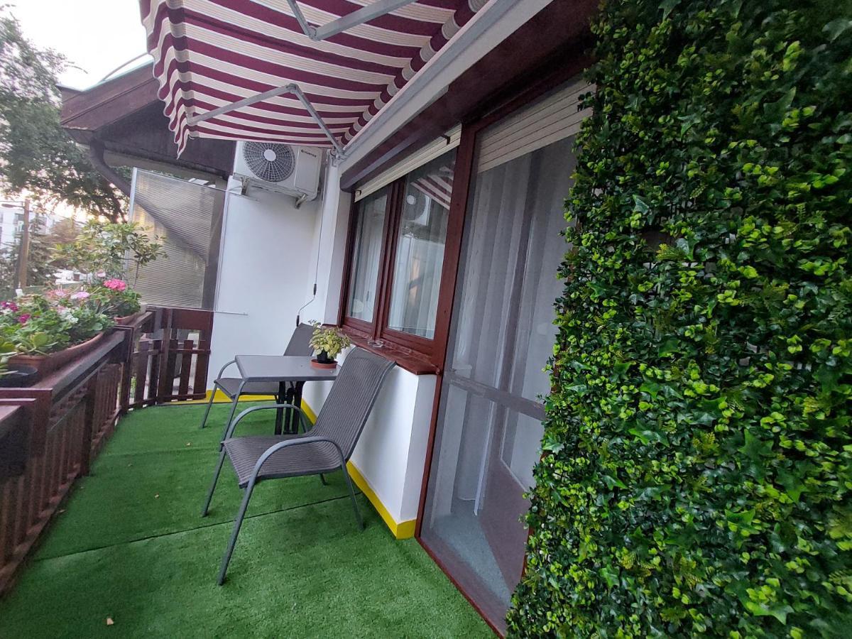 Summer House Apartman Debrecen Esterno foto